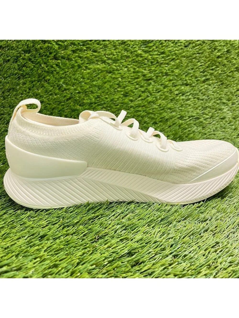 Allbirds Tree Glider Mens Size 8 Ivory Athletic Running Knit Shoes Sneakers